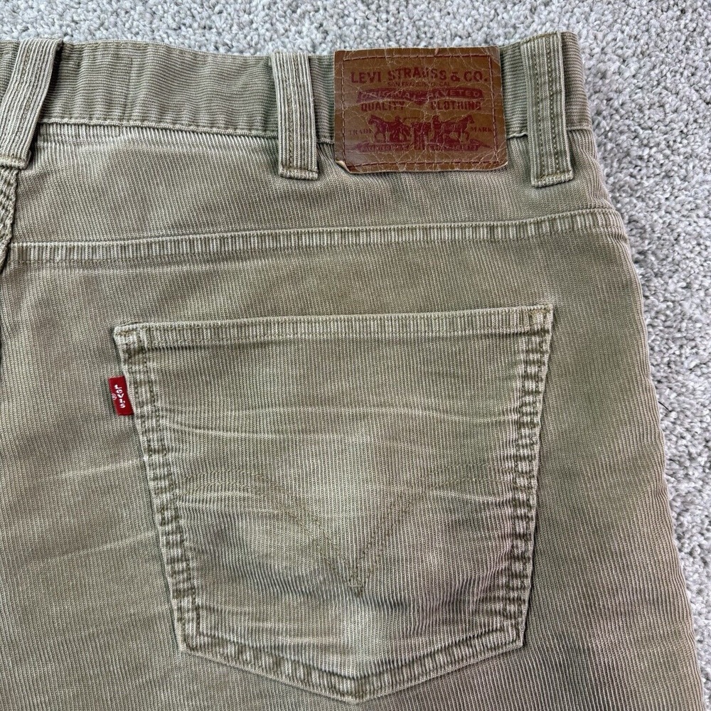 Levis 549 Corduroy Pants Mens 42x32 Brown Tan Low Loose Straight Leg‎ Casual - Picture 6 of 16